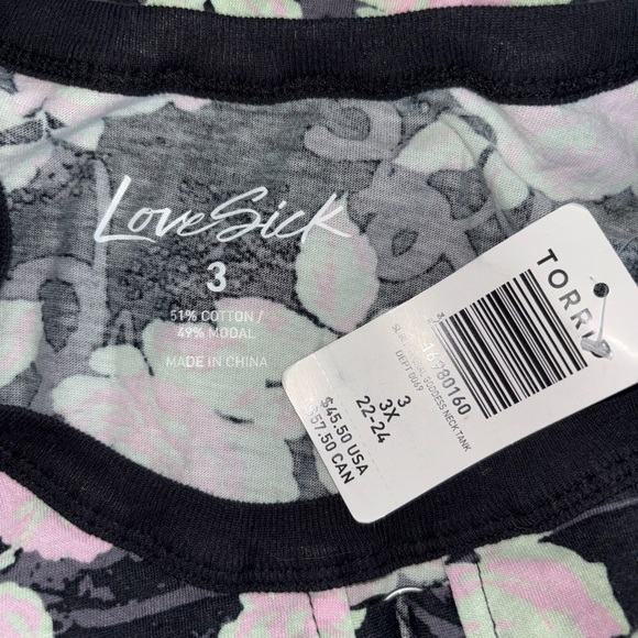 Lovesick By Torrid Plus Size 3X Black and Pink Floral Lace-Up Blouse NWT - Picture 4 of 5